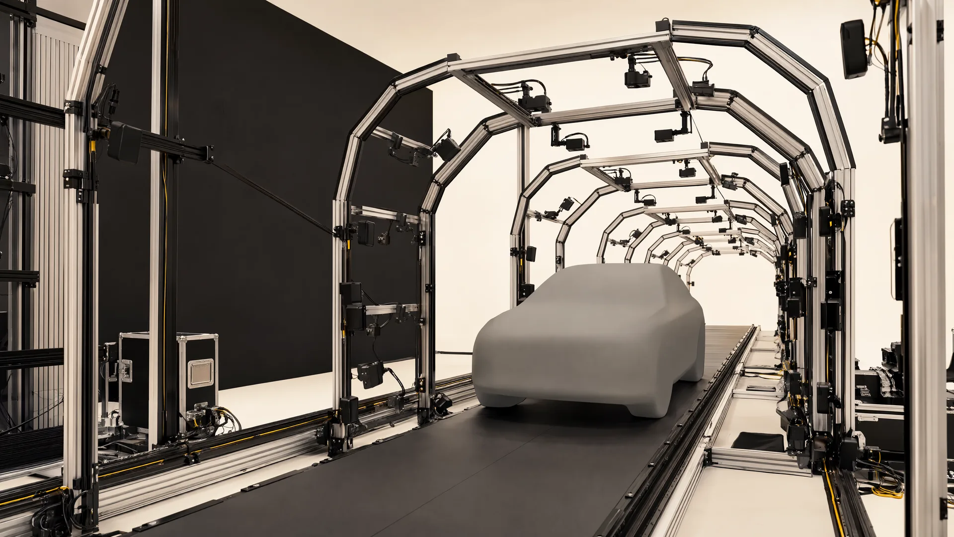 Representative vehicle-scale scan tunnel around a generic gray clay 3D volume